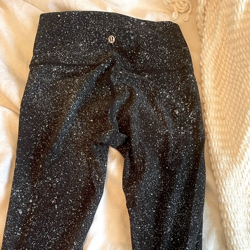 Lululemon wonder under leggings 25” NWOT SIZE 4